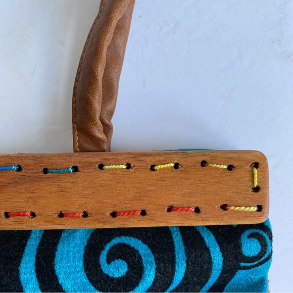 Boho Patchwork fabric and wood bag - Picture 9 of 11